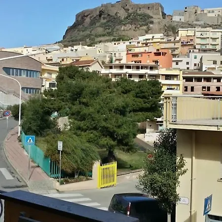 E Lu Bagnu * קאסטלסארדו