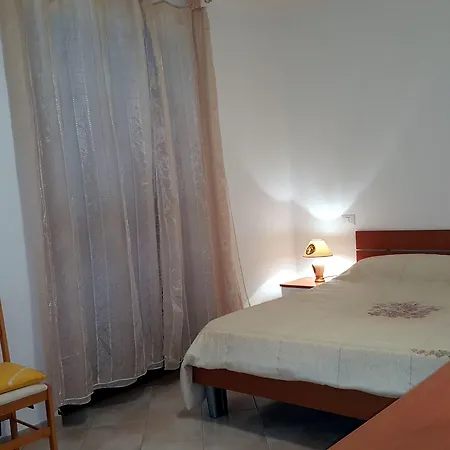 E Lu Bagnu * קאסטלסארדו