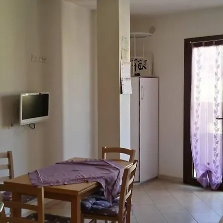 E Lu Bagnu * קאסטלסארדו